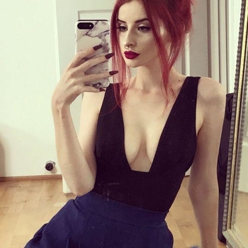 Geil seccontact met Sharona_24