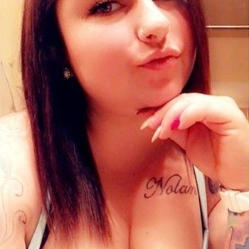 geil sexcontact met SexyLatexjurk