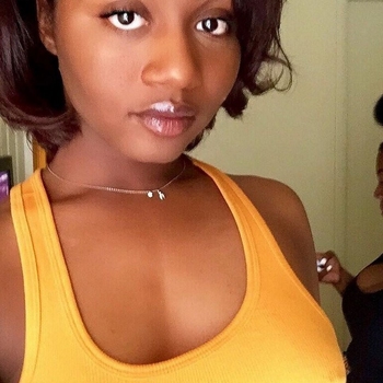 geil sexcontact met Yanishe